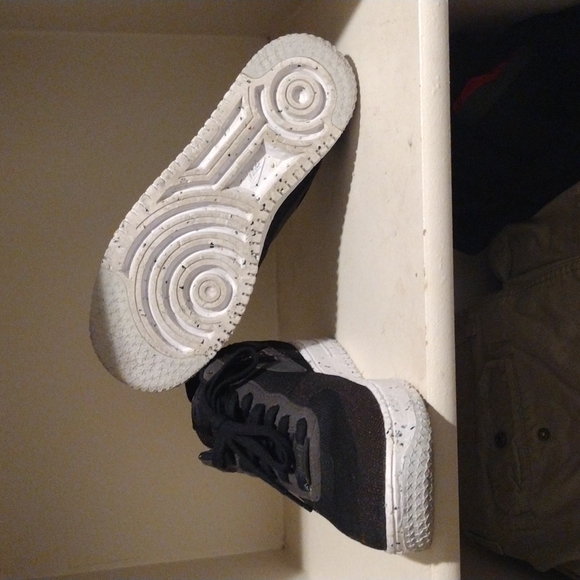 Brand New AF 1 - Picture 2 of 3